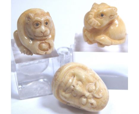 Oriental carved bone netsuke