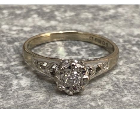 18ct gold diamond solitaire ring, 2.35g