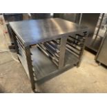 (NEW) Stainless steel table 6 spigots without tray Brand: AI Model: AI72X74X70 (Functional equipmen