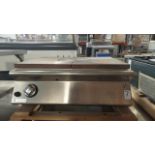 (NEW) Radial Mareno line 70 countertop stove Brand: Mareno Model: NT78G No. Series: MA020336434 (Ne