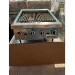 (NEW) GRILL, GAS COUNTERTOP, 24" W Brand: Garland Model: UTBG24-AR24 Series No.: UTBG24-AR240009-11
