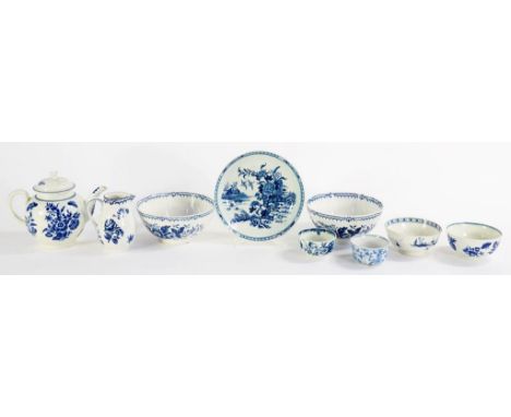 A WORCESTER BLUE AND WHITE GLOBULAR TEAPOT AND COVER, TRANSFER PRINTED WITH THE THREE FLOWERS PATTERN, 14.5CM H, HATCHED CRES