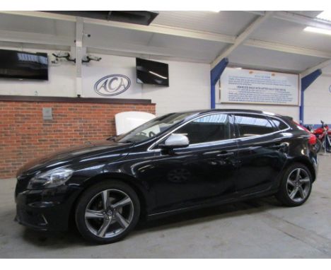 Make &amp; Model: Volvo V40 R-Design Lux Nav D2Date of Reg: VU63 ULCColour: Blackcc: 1560MoT: 18-01-2023Fuel Type: DIESELMile