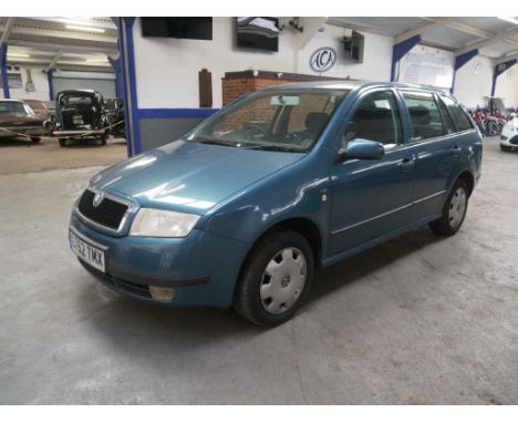 Make &amp; Model: Skoda Fabia Comfort TDIDate of Reg: LT52 TMXColour: Bluecc: 1896MoT: 06-09-2022Fuel Type: DIESELMileage: 34