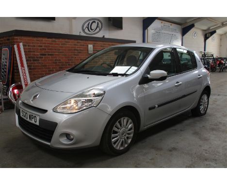 Make &amp; Model: Renault Clio I-MusicDate of Reg: SG10 WPOColour: Silvercc: 1149MoT: 03-09-2022Fuel Type: PETROLMileage: 53k