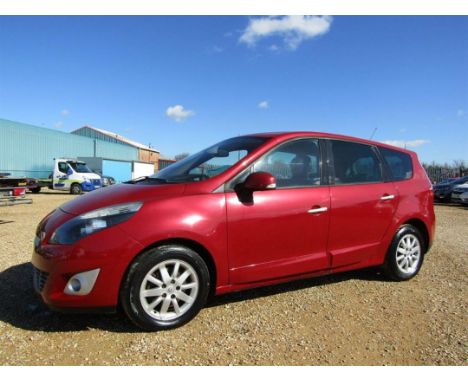 Make &amp; Model: Renault G Scenic Privilege T-TDate of Reg: AF60 XXMColour: Redcc: 1461MoT: 27-09-2022Fuel Type: DIESELMilea