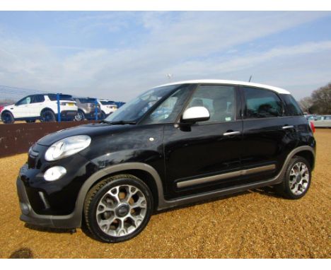 Make &amp; Model: Fiat 500L Trekking TwinairDate of Reg: GN63 LYGColour: Black/whitecc: 875MoT: 05-10-2022Fuel Type: PETROLMi