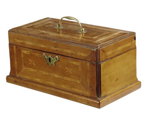  A George II fruitwood tea caddy, inlaid with banding and flower-heads, with a brass swing handle and a vacant interior, 12.7