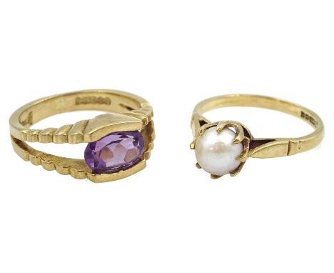 Gold single stone amethyst ring and a single stone pearl ring, both hallmarked 9ctCondition Report:Approx 6.3gm, both size L-