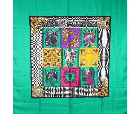 GIANNI VERSACE VINTAGE Tuch. 100% Seide. Barockes Design. Handrollierte Säume. 140 x 140 cm. Gebrauchsspuren vorhanden.| GIAN