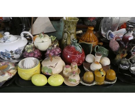 A Tray Containing Various Ceramics to Include Carltonware, Beetroot and Onion Pots, Celery Vase, Lemon Squeezer etc 