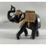 Asiatika Elefant Holz wohl Indien, vintage, ca. 32cm hoch und ca. 3,3kg