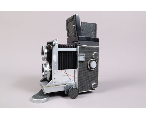 A Mamiya C33 Professional TLR Camera, serial no 316131 R, body G, some wear, bellows G-VG, with Mamiya-Sekor 105mm f/3.5 lens