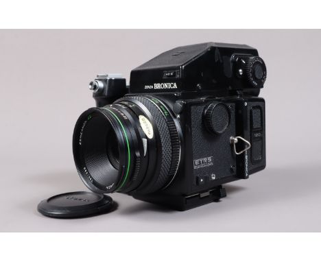 A Zenza Bronica ETRS Camera, serial no 7117028, shutter working, body G, some very slight lifting to leatherette, viewfinder 