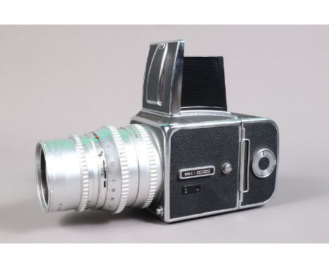 A Hasselblad 500C Camera, chrome, serial no CR 31316, shutter working, body G, some slight blistering to chrome on viewfinder