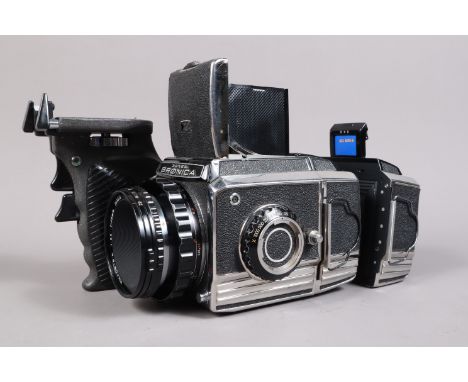 A Zenza Bronica S2A Camera, chrome, serial no CB 87682 S2A, shutter working, body G, some paint wear to shutter speed &amp; f