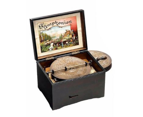 Symphonion No. 10, by Symphonion Musikwerke, Leipzig, 1900's. In good playing condition, plays 19,5 cm diameter (7 ¼-inch) di