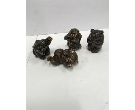 4 ceramic animals Copenhagen wave mark made in Denmark including a set of three bears in different poses and a monkey.no31635