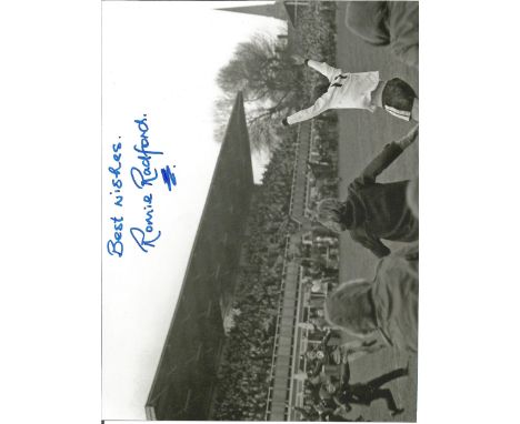 Ronnie Radford, Autographed 8 X 6 Photo Showing Radford Running Away In Celebration After His Stunning Goal In A Memorable 2-