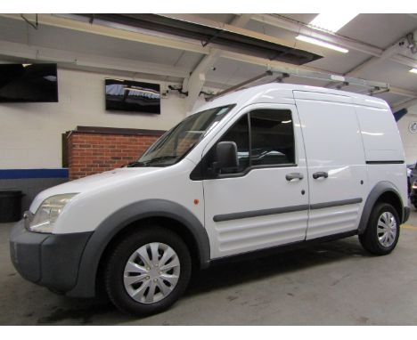 Make &amp; Model: Ford Transit Connect T230 L90Date of Reg: ND57 FTJColour: Whitecc: 1753MoT: 03-04-2023Fuel Type: DIESELMile