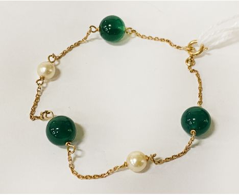 18CT GOLD JADE &amp; PEARL BRACELET