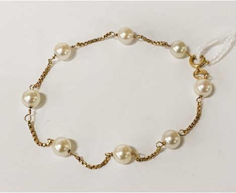 18CT GOLD &amp; PEARL BRACELET