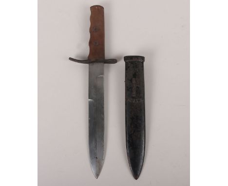 WW2 Italian Fascist MSVN Dagger, with wooden grip, housed in black metal scabbard with Fascist emblem and MSVN. Knife blade m