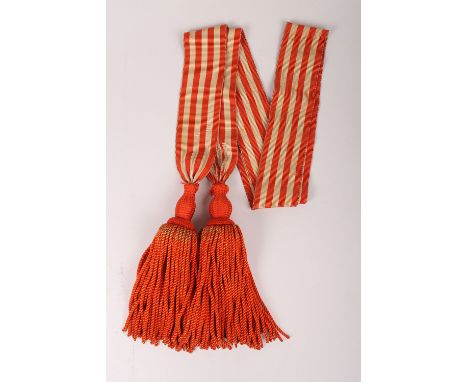 WW2 Japanese Army Officers Full Dress Waist Sash, good example of the red / white officers waist sash with red cord tassels. 