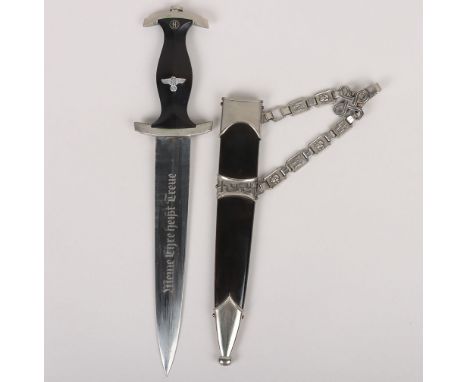 Third Reich SS (Schutzstaffel) Model 1936 Officers Chained Dress Dagger, fine example with ebony grip having aluminium eagle 