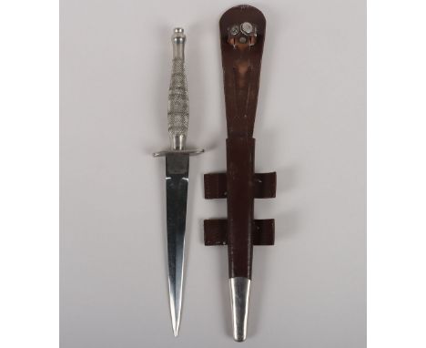 WW2 British 1st Pattern Fairbairn Sykes FS Commando Knife by Wilkinson Sword, fine example of a desirable knife from WW2. Nic