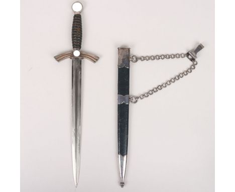 Third Reich Luftwaffe 1st Pattern Dress Dagger by Carl Eickhorn, Solingen, early nickel silver fittings dress dagger with sun
