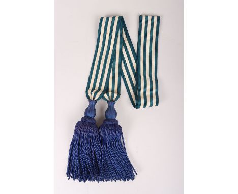 WW2 Japanese Officers Full Dress Waist Sash, good example of the blue / white officers waist sash with blue cord tassels. Wor