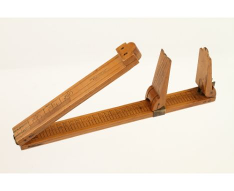 A boxwood shoe stick by GEORGE BARNSLEY Sheffield for the French market also stamped Paris Points G+