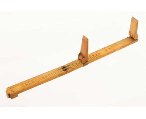 A little used boxwood and brass shoe stick by T.TEMPORAL marked English F
