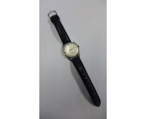A Certina manual wind gents wristwatch, 33mm wide, running, generally good with minor spot to dial 