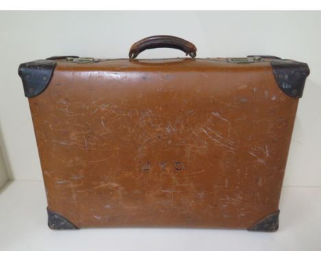 A vintage Verilite trunk fibre and leather suitcase - 57cm x 41cm x 20cm - with brass locks - general wear consistent with ag