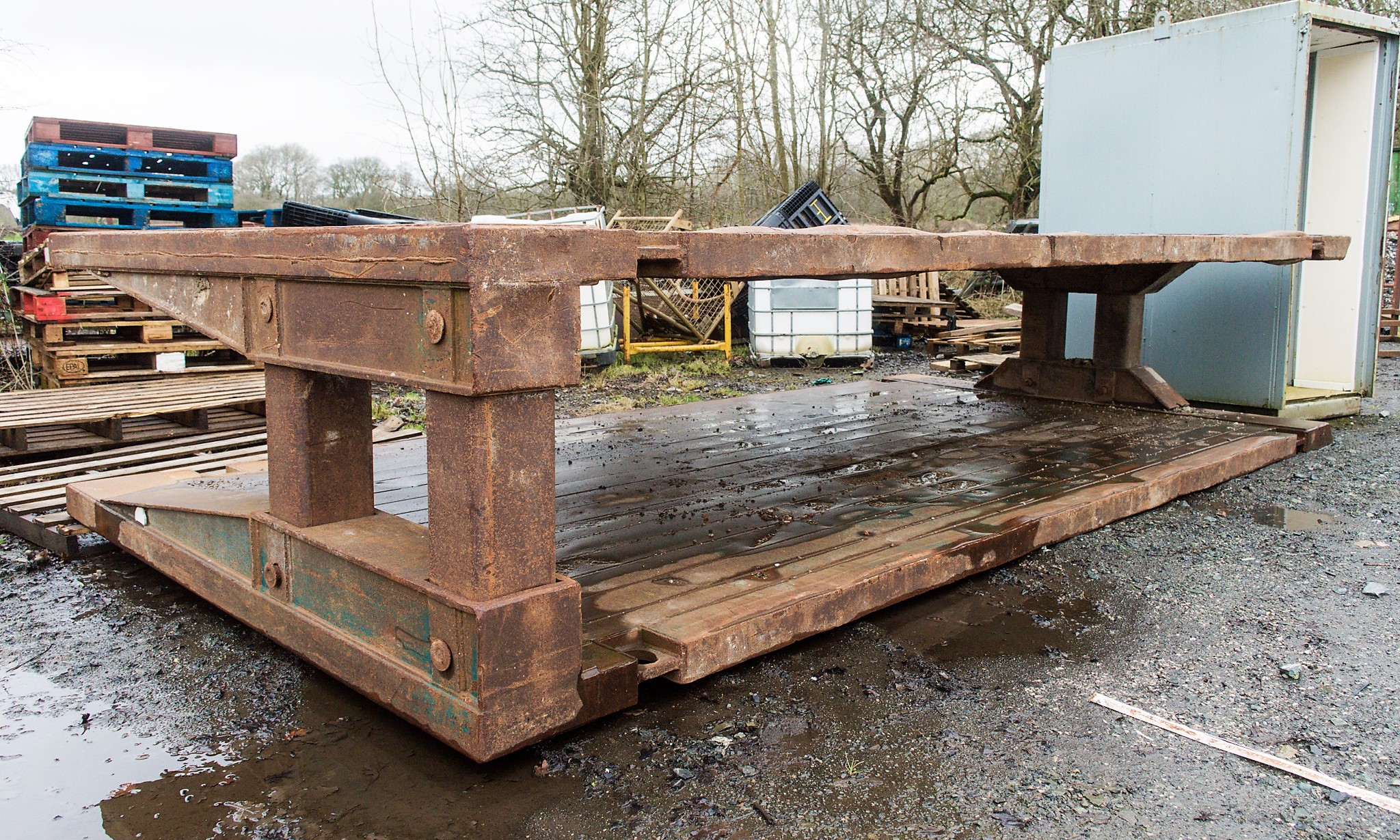 Lower drag box (5m x 2.5m) c/w 800mm internals pins and clips