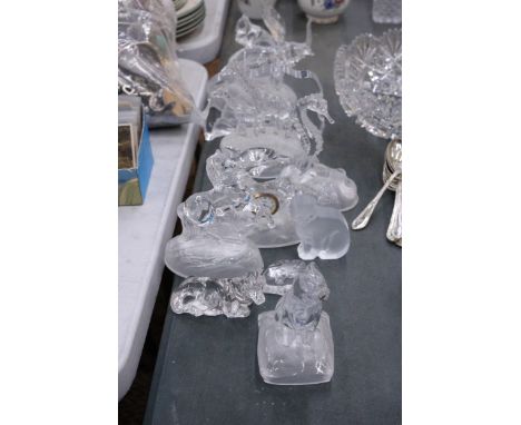 A COLLECTION OF LARGE GLASS ANIMAL THEMED FIGURES AND A DOLPHIN MANTLE CLOCK