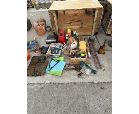 AN ASSORTMENT OF TOOLS TO INCLUDE DRILL BITS, A BLACK AND DECKER JIGSAW AND A JACK ETC
