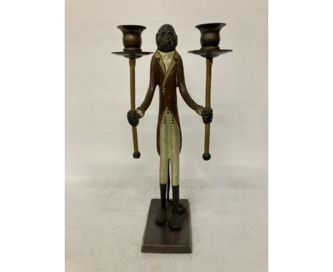 A VINTAGE BRONZE/BRASS MAITLAND SMITH BUTLER MONKEY CANDLESTICK, HEIGHT 40.5CM