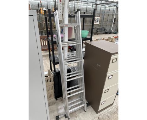 A MULTIFUNCTIONAL FOLDING ALUMINIUM LADDER