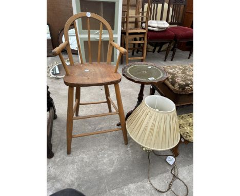 THREE ITEMS - A MAHOGANY LEATHER TOPPED WINE TABLE, A BRASS TABLE LAMP AND A CHILD'S BEECH HIGH STOOL