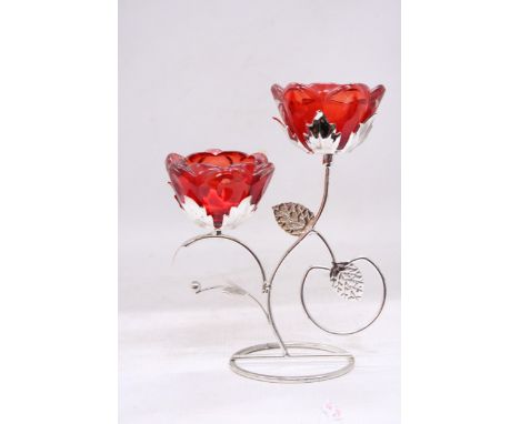 A GLASS AND METAL DOUBLE FLOWER TEA LIGHT/CANDLE HOLDER, HEIGHT 20CM