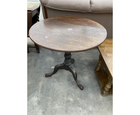 A 19TH CENTURY MAHOGANY TRIPOD TABLE, 27" DIAMETER
