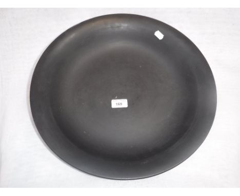 A LARGE WEDGWOOD PLAIN BLACK BASALT BASIN