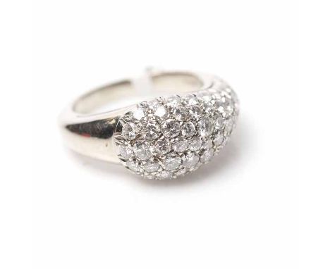 EIGHTEEN CARAT GOLD DIAMOND CLUSTER RING
of bombe design, set with a cluster of brilliant cut diamonds totalling approximatel