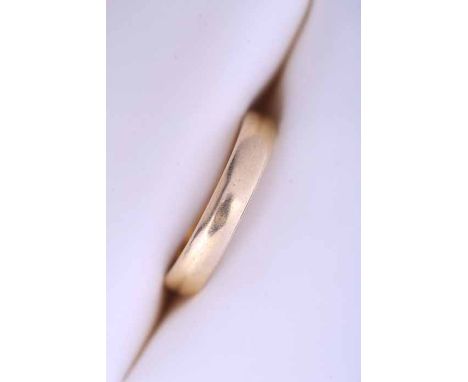 EIGHTEEN CARAT GOLD WEDDING BAND
bearing full hallmarks, size M-N, 3.9gms