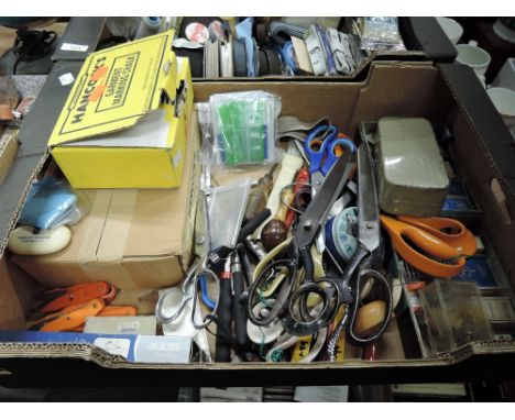 A selection of vintage tailors and sewing items including pinking shears