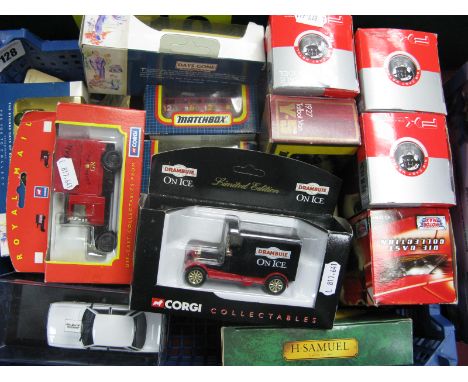A Quantity of Boxed Diecast Model Vehicles, by Matchbox, Welly, Days Gone, Corgi, including Welly Audi R8 V10, Corgi #61113 D