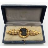 A Cased Luftwaffe Gold Grade Reconnaissance Squadron Clasp. Maker W.Deumer, Ludenschei.